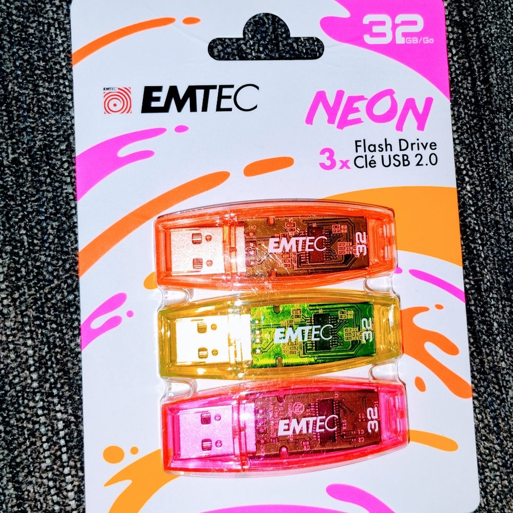 New! Emtec Neon 32G Jump Drive 3 Pack Set